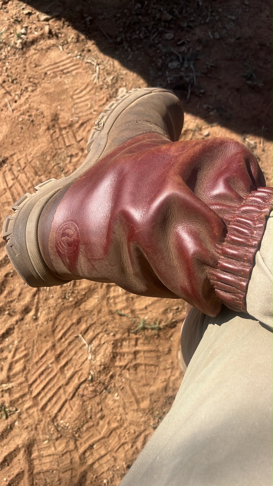Gaiters leather